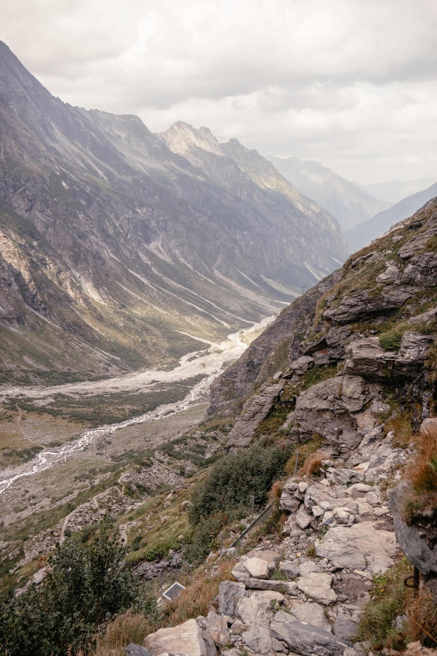 2024-Zillertal-Greizer-Hütte-Abenteuermomente-45 Blick ins Floitental